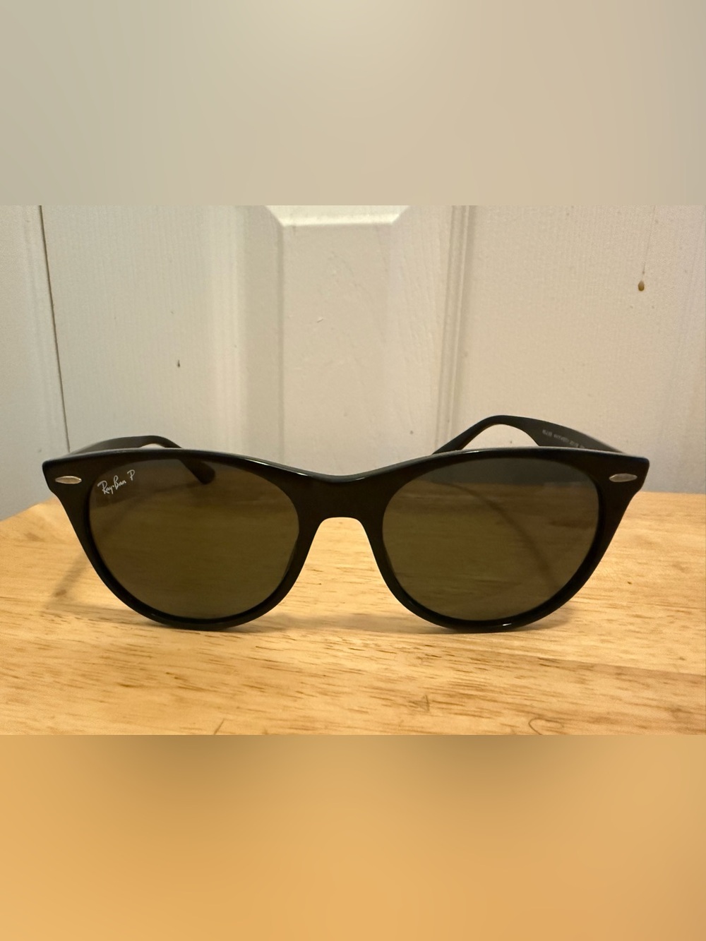 Ray-Ban Sunglases